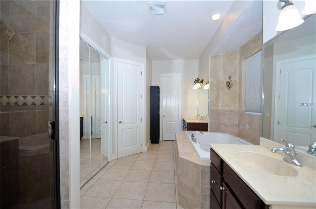 9162 LAKE FISCHER BOULEVARD, GOTHA, Florida 34734, 5 Bedrooms Bedrooms, 10 Rooms Rooms,4 BathroomsBathrooms,Residential,For sale,LAKE FISCHER,O5561893