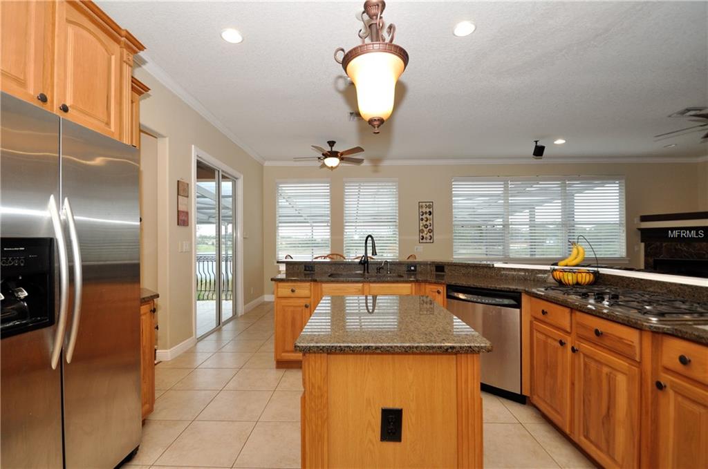 9162 LAKE FISCHER BOULEVARD, GOTHA, Florida 34734, 5 Bedrooms Bedrooms, 10 Rooms Rooms,4 BathroomsBathrooms,Residential,For sale,LAKE FISCHER,O5561893