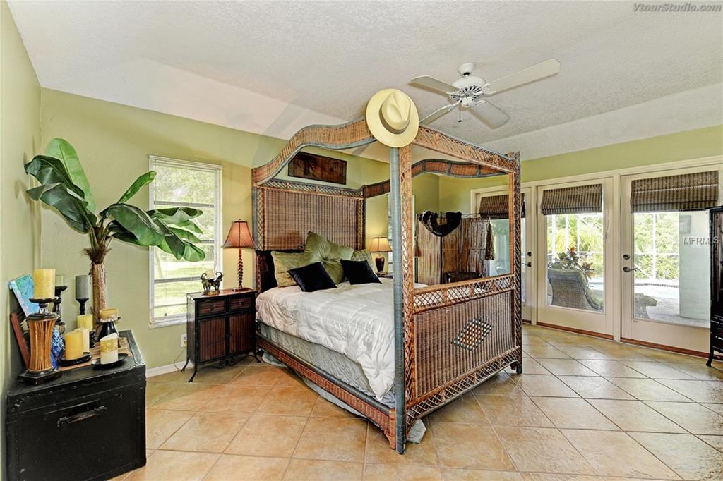 6118 GILLOT BOULEVARD, PORT CHARLOTTE, Florida 33981, 3 Bedrooms Bedrooms, 8 Rooms Rooms,2 BathroomsBathrooms,Residential,For sale,GILLOT,D5920451