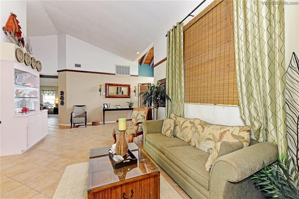 6118 GILLOT BOULEVARD, PORT CHARLOTTE, Florida 33981, 3 Bedrooms Bedrooms, 8 Rooms Rooms,2 BathroomsBathrooms,Residential,For sale,GILLOT,D5920451