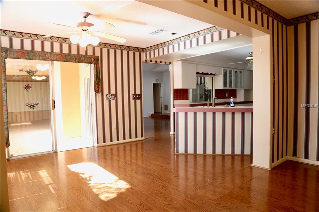 8732 LATHAM LANE, HUDSON, Florida 34667, 3 Bedrooms Bedrooms, 7 Rooms Rooms,2 BathroomsBathrooms,Residential,For sale,LATHAM,W7635629