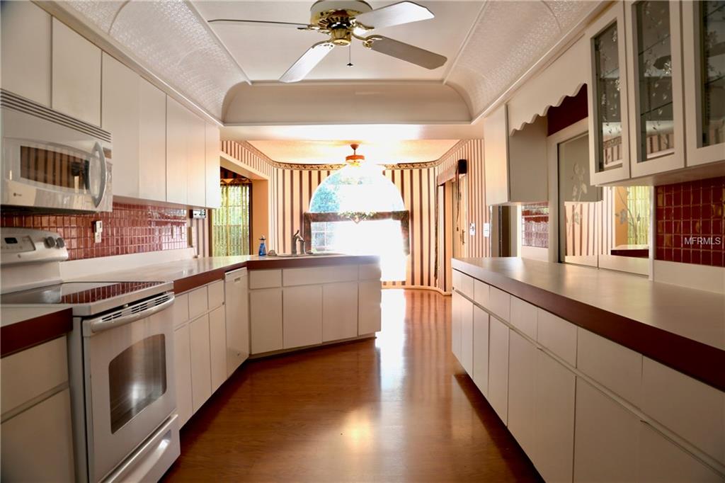 8732 LATHAM LANE, HUDSON, Florida 34667, 3 Bedrooms Bedrooms, 7 Rooms Rooms,2 BathroomsBathrooms,Residential,For sale,LATHAM,W7635629