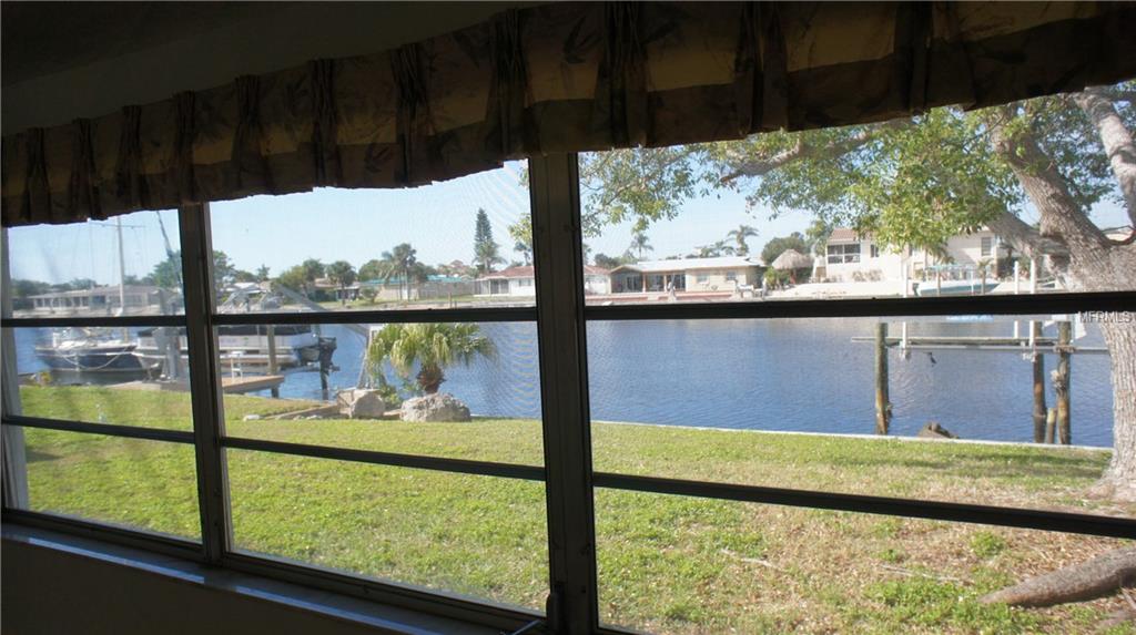 5525 LEEWARD LN, NEW PORT RICHEY, Florida 34652, 3 Bedrooms Bedrooms, 8 Rooms Rooms,2 BathroomsBathrooms,Residential,For sale,LEEWARD LN,U7840976