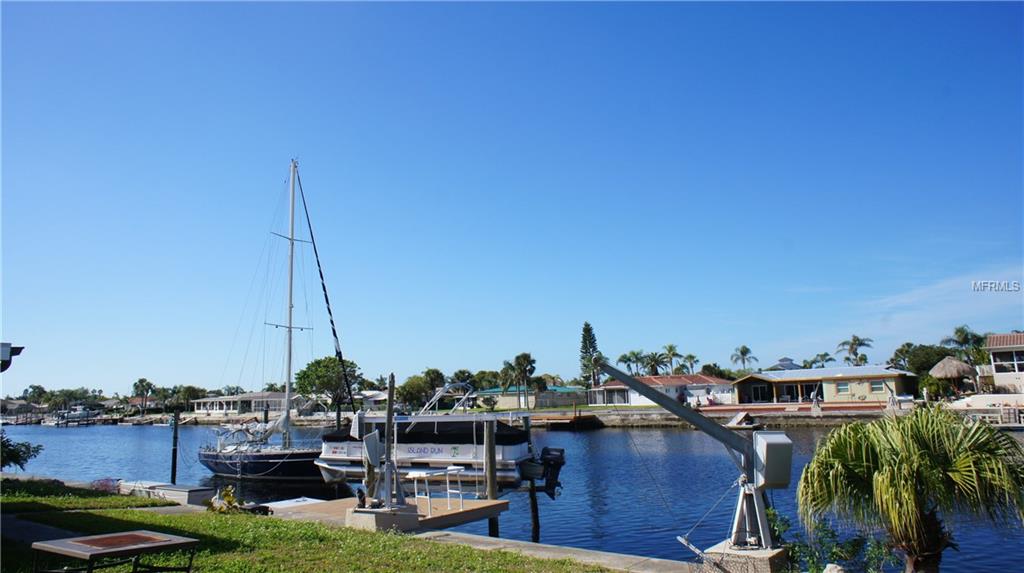 5525 LEEWARD LN, NEW PORT RICHEY, Florida 34652, 3 Bedrooms Bedrooms, 8 Rooms Rooms,2 BathroomsBathrooms,Residential,For sale,LEEWARD LN,U7840976