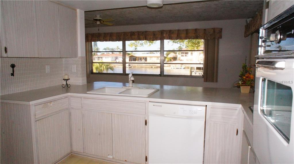 5525 LEEWARD LN, NEW PORT RICHEY, Florida 34652, 3 Bedrooms Bedrooms, 8 Rooms Rooms,2 BathroomsBathrooms,Residential,For sale,LEEWARD LN,U7840976