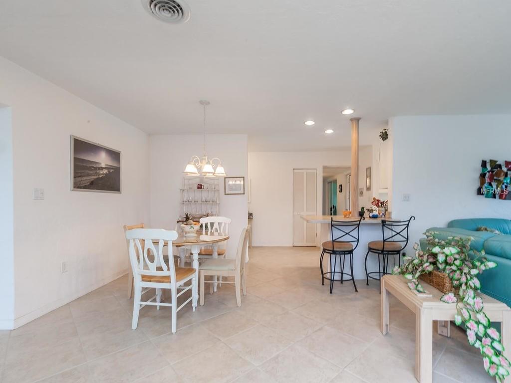 6610 SABINA ROAD, SARASOTA, Florida 34243, 3 Bedrooms Bedrooms, 8 Rooms Rooms,2 BathroomsBathrooms,Residential,For sale,SABINA,A4204937