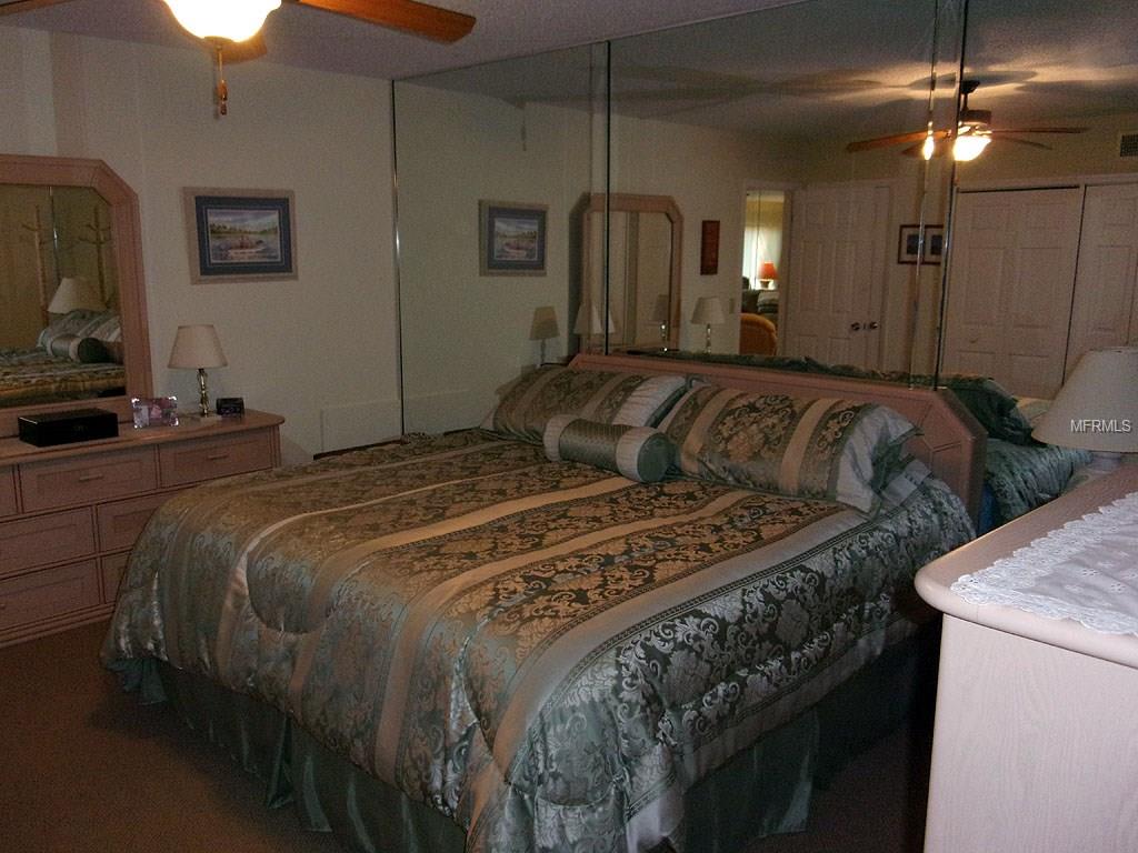 2379 FINLANDIA LANE CLEARWATER, Florida 33763, 2 Bedrooms Bedrooms, 5 Rooms Rooms,2 BathroomsBathrooms,Residential,For sale,FINLANDIA,U7844352