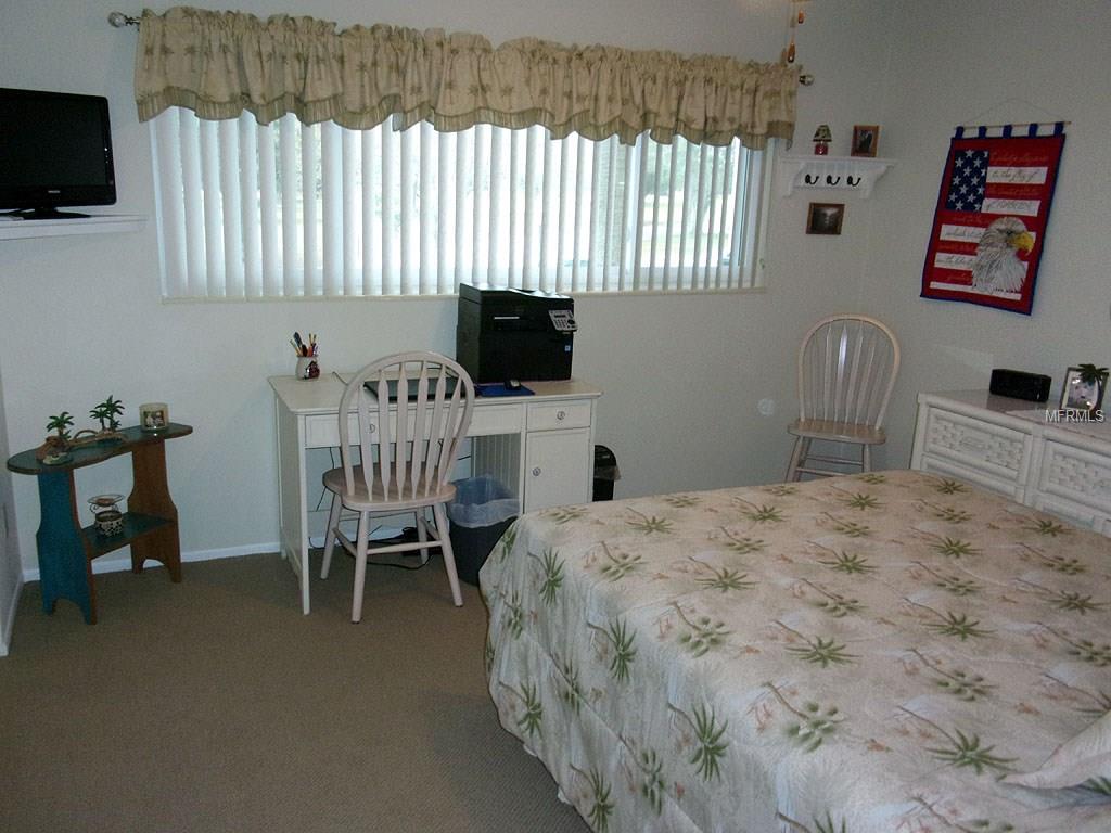 2379 FINLANDIA LANE CLEARWATER, Florida 33763, 2 Bedrooms Bedrooms, 5 Rooms Rooms,2 BathroomsBathrooms,Residential,For sale,FINLANDIA,U7844352