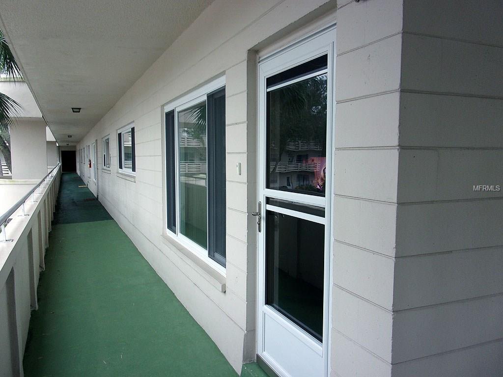 2379 FINLANDIA LANE CLEARWATER, Florida 33763, 2 Bedrooms Bedrooms, 5 Rooms Rooms,2 BathroomsBathrooms,Residential,For sale,FINLANDIA,U7844352