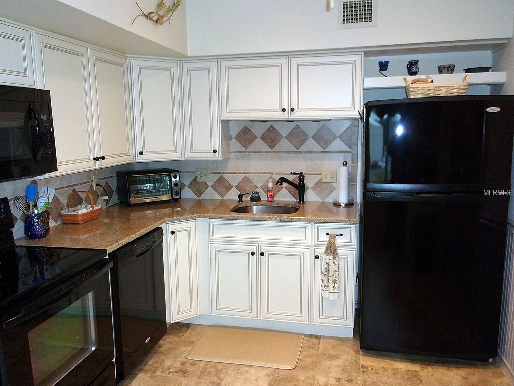 2379 FINLANDIA LANE CLEARWATER, Florida 33763, 2 Bedrooms Bedrooms, 5 Rooms Rooms,2 BathroomsBathrooms,Residential,For sale,FINLANDIA,U7844352