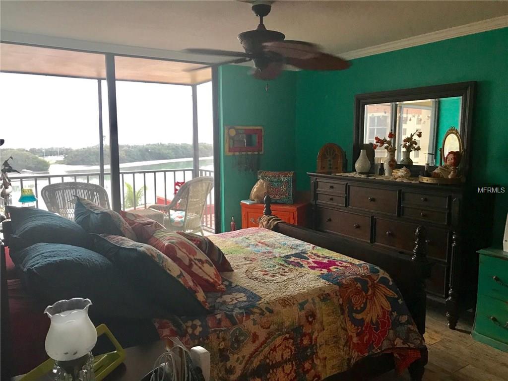 6361 BAHIA DEL MAR BOULEVARD, ST PETERSBURG, Florida 33715, 1 Bedroom Bedrooms, 4 Rooms Rooms,1 BathroomBathrooms,Residential,For sale,BAHIA DEL MAR,U7844978