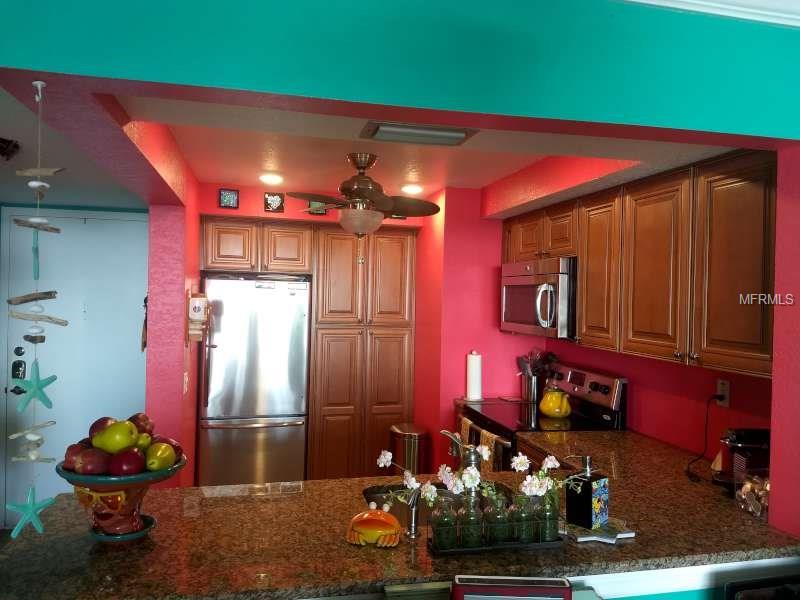 6361 BAHIA DEL MAR BOULEVARD, ST PETERSBURG, Florida 33715, 1 Bedroom Bedrooms, 4 Rooms Rooms,1 BathroomBathrooms,Residential,For sale,BAHIA DEL MAR,U7844978