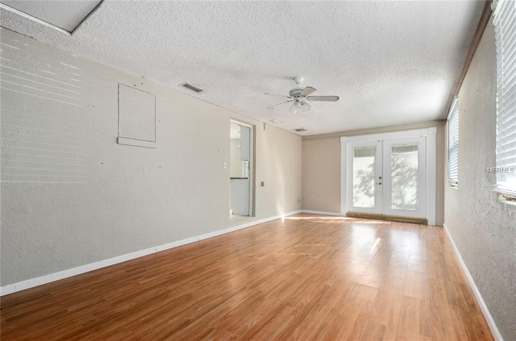 434 CONNECTICUT AVENUE, SAINT CLOUD, Florida 34769, 2 Bedrooms Bedrooms, 5 Rooms Rooms,1 BathroomBathrooms,Residential,For sale,CONNECTICUT,O5561306