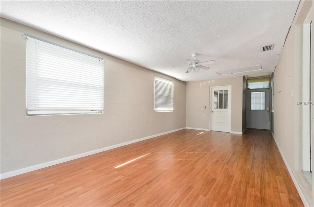 434 CONNECTICUT AVENUE, SAINT CLOUD, Florida 34769, 2 Bedrooms Bedrooms, 5 Rooms Rooms,1 BathroomBathrooms,Residential,For sale,CONNECTICUT,O5561306