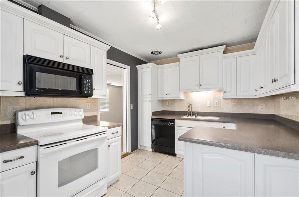 434 CONNECTICUT AVENUE, SAINT CLOUD, Florida 34769, 2 Bedrooms Bedrooms, 5 Rooms Rooms,1 BathroomBathrooms,Residential,For sale,CONNECTICUT,O5561306
