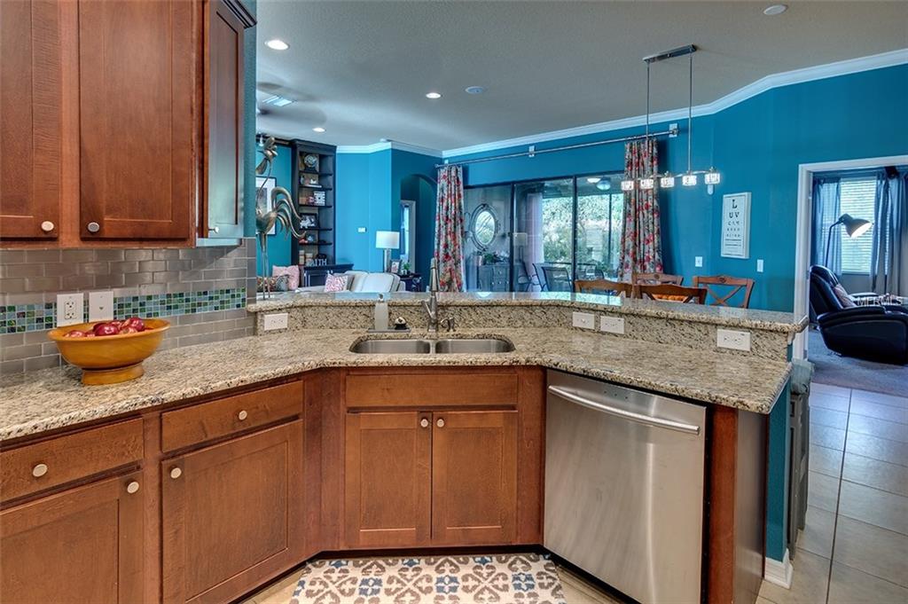 5707 LEXINGTON DRIVE, PARRISH, Florida 34219, 5 Bedrooms Bedrooms, 3 Rooms Rooms,3 BathroomsBathrooms,Residential,For sale,LEXINGTON,A4209807