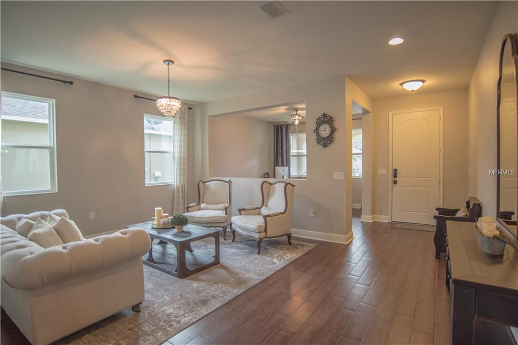 2315 AVELLINO AVENUE, SAINT CLOUD, Florida 34771, 5 Bedrooms Bedrooms, 3 Rooms Rooms,3 BathroomsBathrooms,Residential,For sale,AVELLINO,S4857025