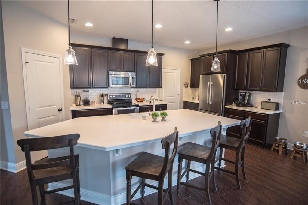 2315 AVELLINO AVENUE, SAINT CLOUD, Florida 34771, 5 Bedrooms Bedrooms, 3 Rooms Rooms,3 BathroomsBathrooms,Residential,For sale,AVELLINO,S4857025