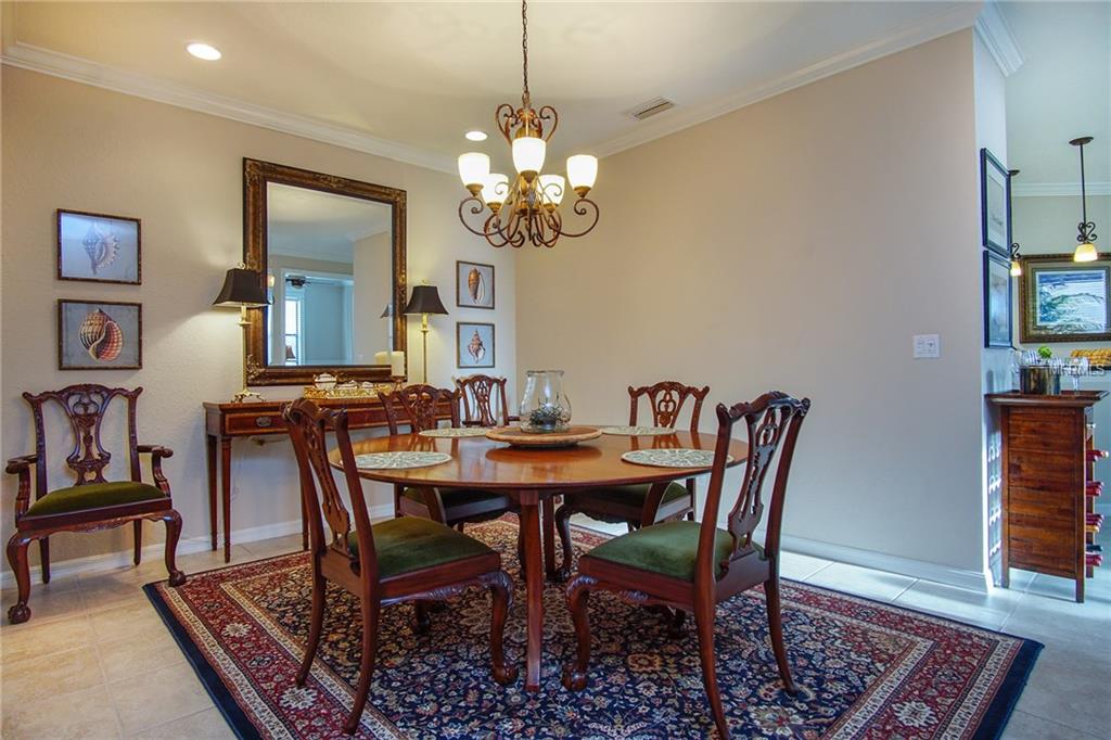 5663 SUNSET FALLS DRIVE, APOLLO BEACH, Florida 33572, 2 Bedrooms Bedrooms, 5 Rooms Rooms,2 BathroomsBathrooms,Residential,For sale,SUNSET FALLS,T2928397