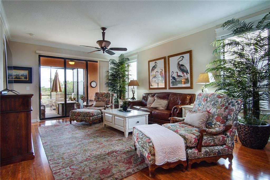 5663 SUNSET FALLS DRIVE, APOLLO BEACH, Florida 33572, 2 Bedrooms Bedrooms, 5 Rooms Rooms,2 BathroomsBathrooms,Residential,For sale,SUNSET FALLS,T2928397