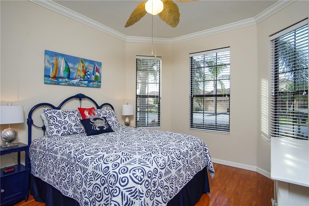 5663 SUNSET FALLS DRIVE, APOLLO BEACH, Florida 33572, 2 Bedrooms Bedrooms, 5 Rooms Rooms,2 BathroomsBathrooms,Residential,For sale,SUNSET FALLS,T2928397