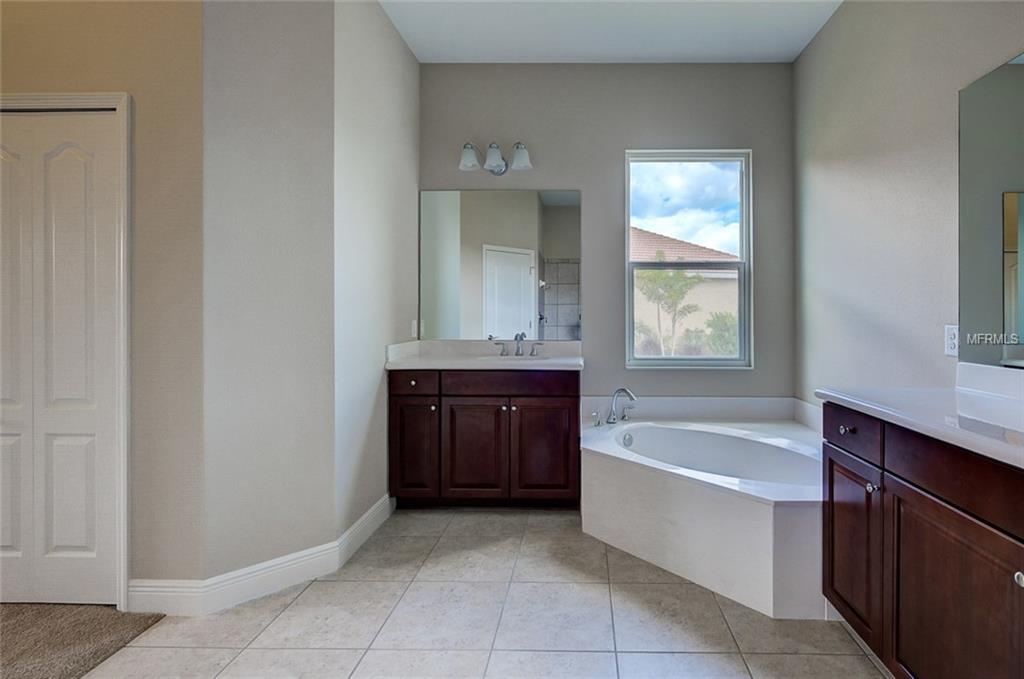 21291 SANDAL FOOT DRIVE, VENICE, Florida 34293, 3 Bedrooms Bedrooms, 7 Rooms Rooms,2 BathroomsBathrooms,Residential,For sale,SANDAL FOOT,A4181873