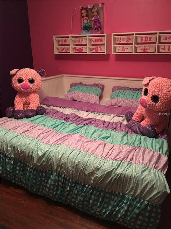 2185 MARBLE AVENUE, SPRING HILL, Florida 34609, 3 Bedrooms Bedrooms, 5 Rooms Rooms,2 BathroomsBathrooms,Residential,For sale,MARBLE,T2910609