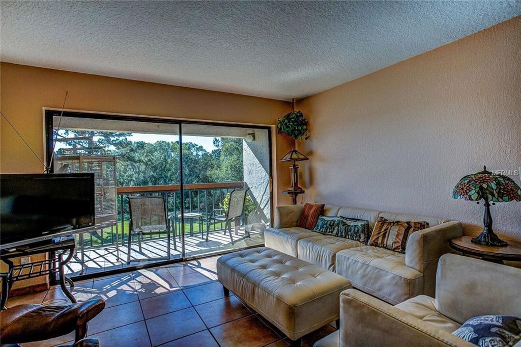 1052 LOTUS COVE COURT, ALTAMONTE SPRINGS, Florida 32714, 2 Bedrooms Bedrooms, 4 Rooms Rooms,2 BathroomsBathrooms,Residential,For sale,LOTUS COVE,O5546641