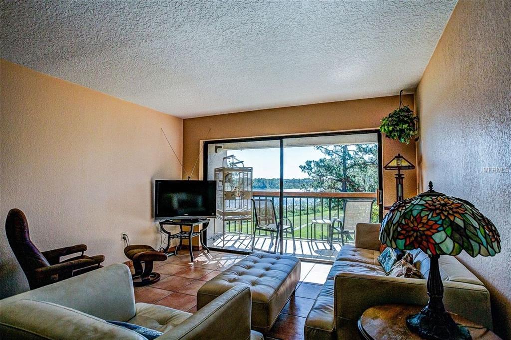 1052 LOTUS COVE COURT, ALTAMONTE SPRINGS, Florida 32714, 2 Bedrooms Bedrooms, 4 Rooms Rooms,2 BathroomsBathrooms,Residential,For sale,LOTUS COVE,O5546641