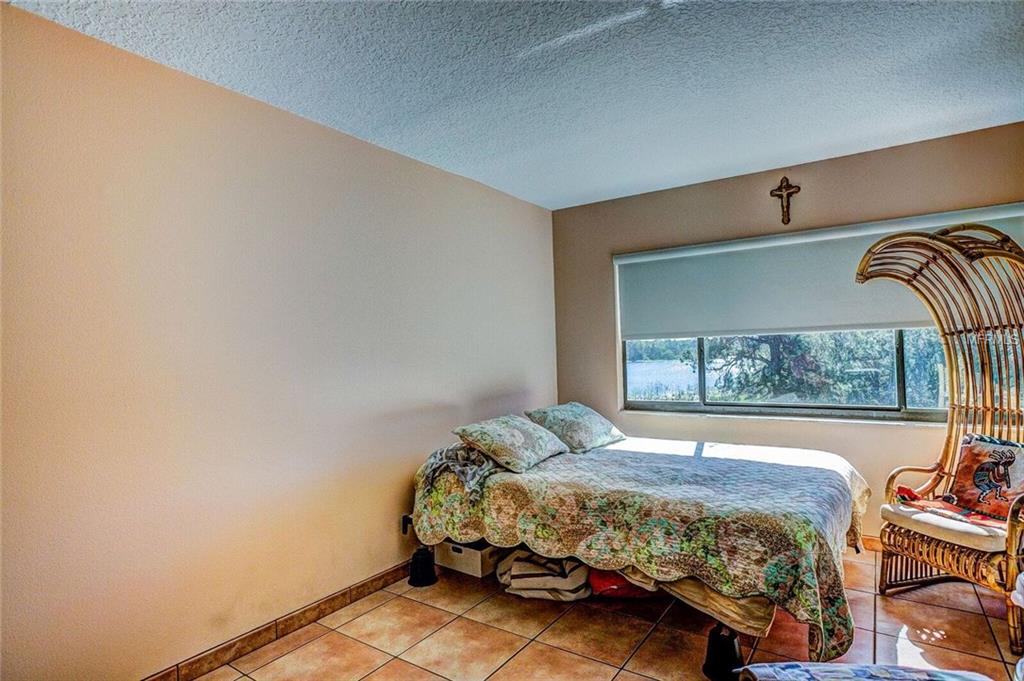 1052 LOTUS COVE COURT, ALTAMONTE SPRINGS, Florida 32714, 2 Bedrooms Bedrooms, 4 Rooms Rooms,2 BathroomsBathrooms,Residential,For sale,LOTUS COVE,O5546641