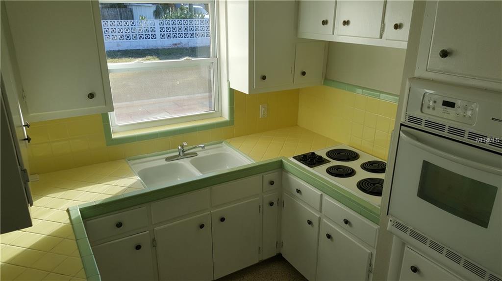 271 44TH AVENUE, ST PETE BEACH, Florida 33706, 3 Bedrooms Bedrooms, 3 Rooms Rooms,2 BathroomsBathrooms,Residential,For sale,44TH,U7842033