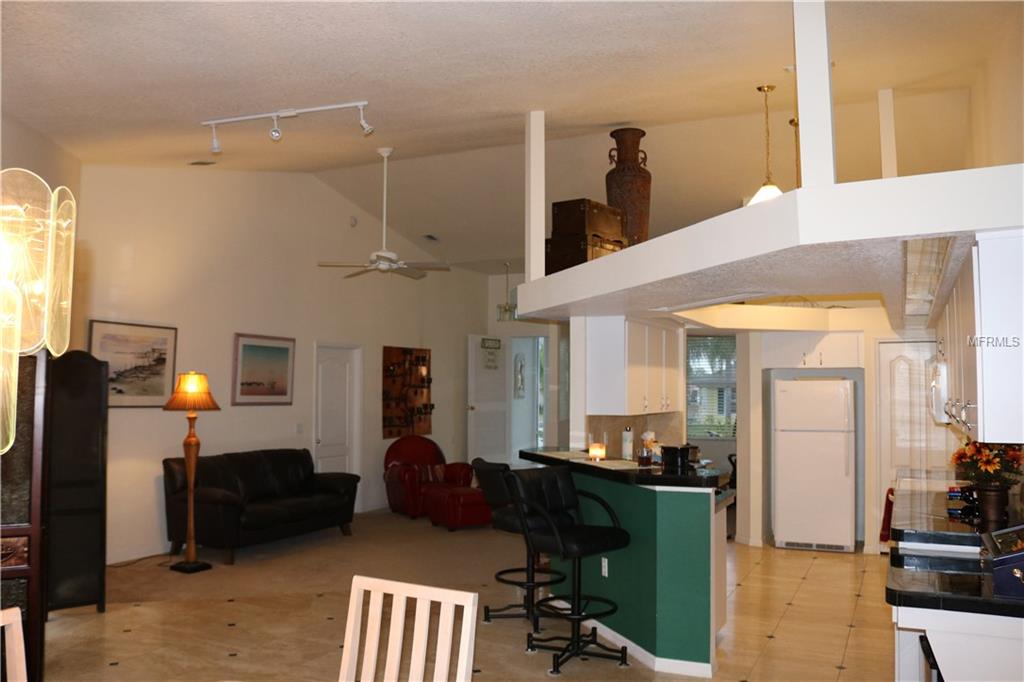 1553 CRAZY HORSE DRIVE, LUTZ, Florida 33559, 3 Bedrooms Bedrooms, 6 Rooms Rooms,2 BathroomsBathrooms,Residential,For sale,CRAZY HORSE,H2204515