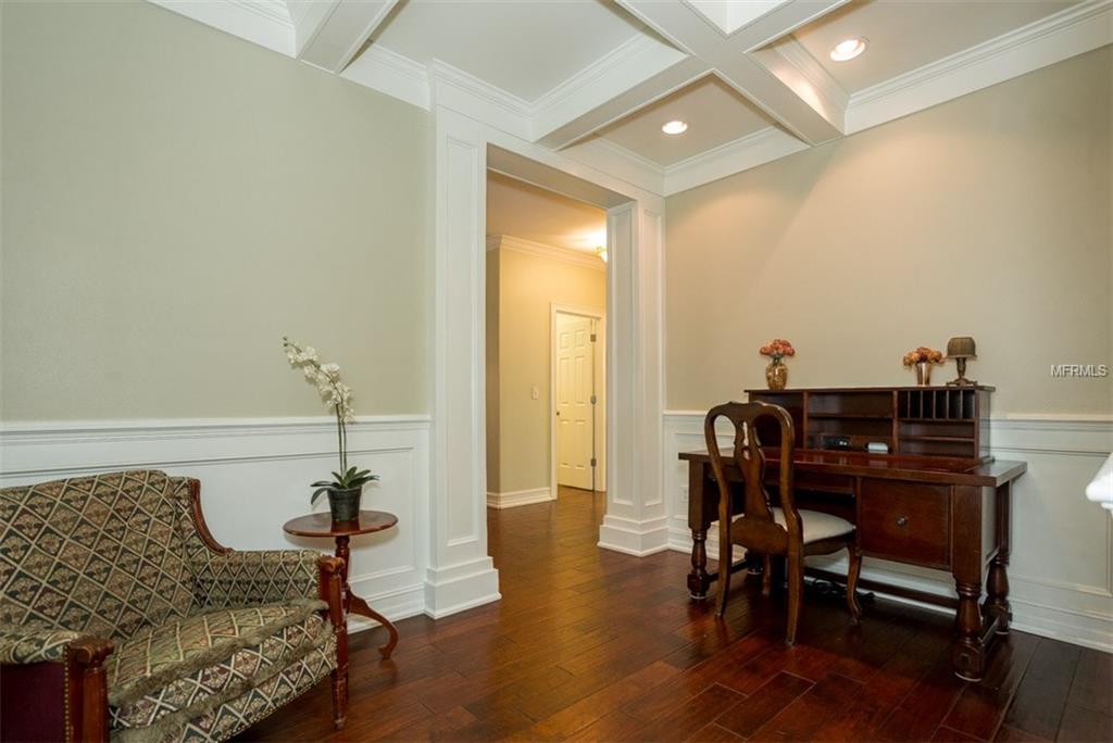 1653 CHEYENNE TRAIL, MAITLAND, Florida 32751, 5 Bedrooms Bedrooms, 8 Rooms Rooms,4 BathroomsBathrooms,Residential,For sale,CHEYENNE,O5559813