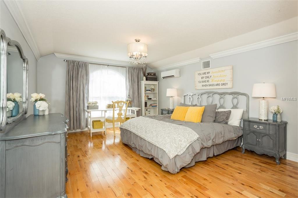 1653 CHEYENNE TRAIL, MAITLAND, Florida 32751, 5 Bedrooms Bedrooms, 8 Rooms Rooms,4 BathroomsBathrooms,Residential,For sale,CHEYENNE,O5559813