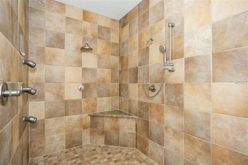 1653 CHEYENNE TRAIL, MAITLAND, Florida 32751, 5 Bedrooms Bedrooms, 8 Rooms Rooms,4 BathroomsBathrooms,Residential,For sale,CHEYENNE,O5559813