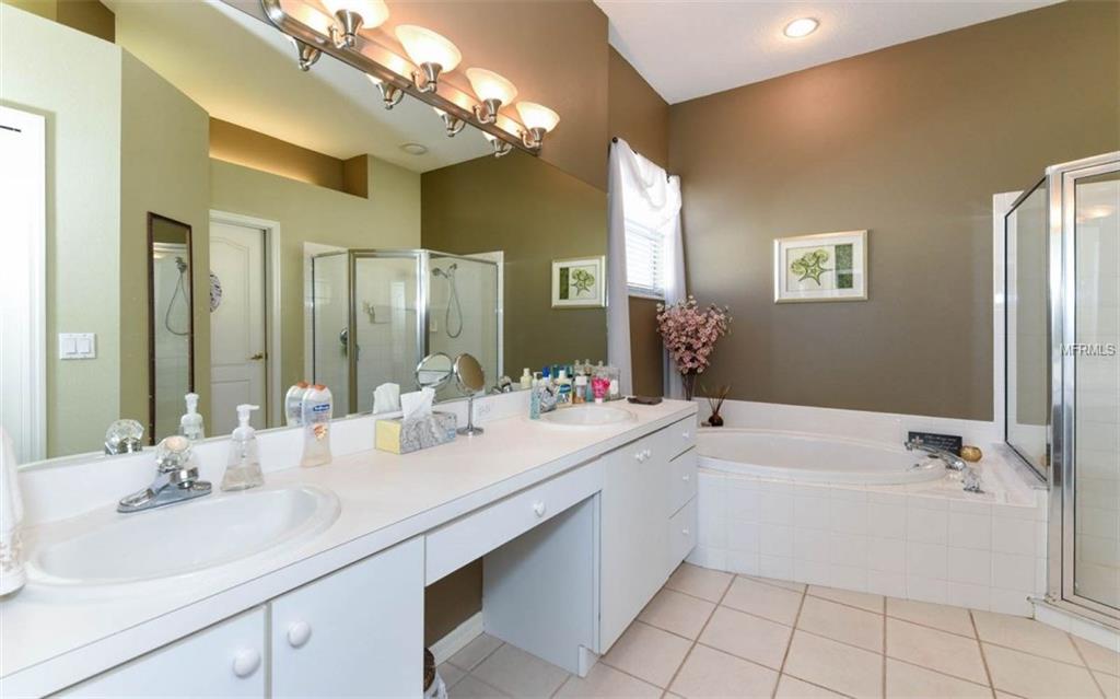 6732 CHESWICK STREET, SARASOTA, Florida 34243, 3 Bedrooms Bedrooms, 8 Rooms Rooms,2 BathroomsBathrooms,Residential,For sale,CHESWICK,A4209302