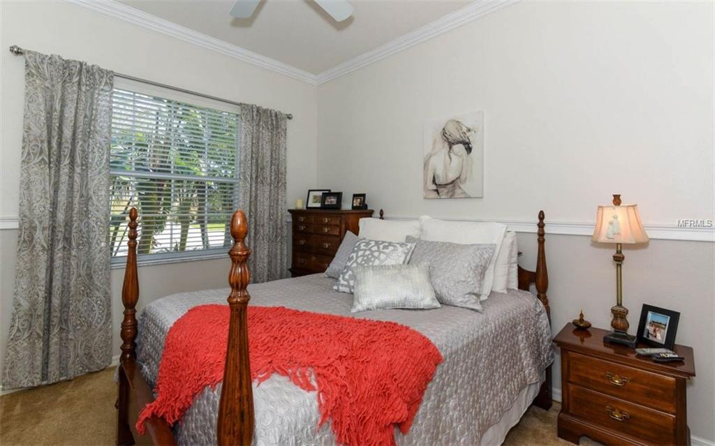 6732 CHESWICK STREET, SARASOTA, Florida 34243, 3 Bedrooms Bedrooms, 8 Rooms Rooms,2 BathroomsBathrooms,Residential,For sale,CHESWICK,A4209302