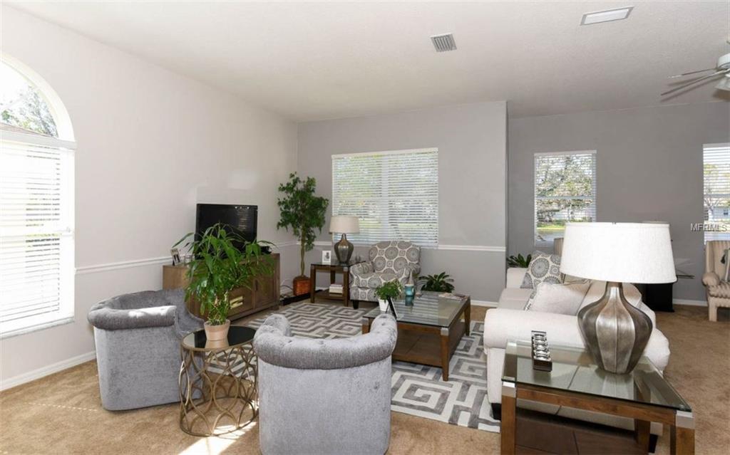 6732 CHESWICK STREET, SARASOTA, Florida 34243, 3 Bedrooms Bedrooms, 8 Rooms Rooms,2 BathroomsBathrooms,Residential,For sale,CHESWICK,A4209302