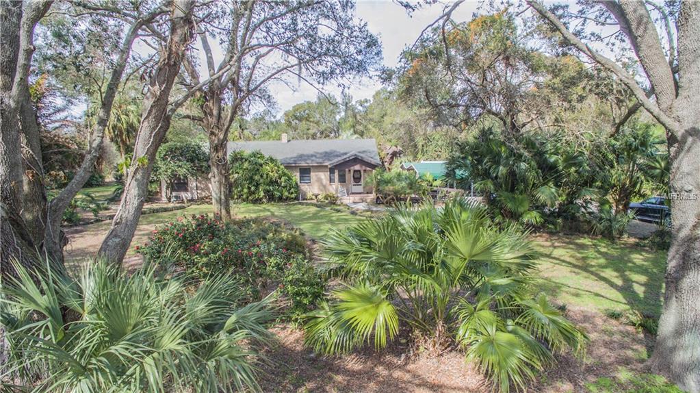 2555 OAK DRIVE, BARTOW, Florida 33830, 4 Bedrooms Bedrooms, 6 Rooms Rooms,2 BathroomsBathrooms,Residential,For sale,OAK,L4725521