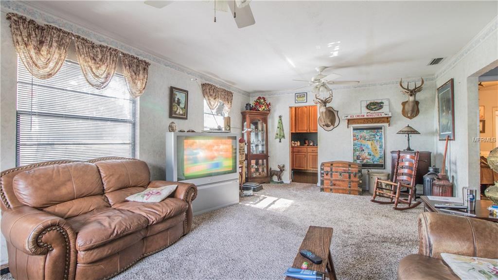 2555 OAK DRIVE, BARTOW, Florida 33830, 4 Bedrooms Bedrooms, 6 Rooms Rooms,2 BathroomsBathrooms,Residential,For sale,OAK,L4725521