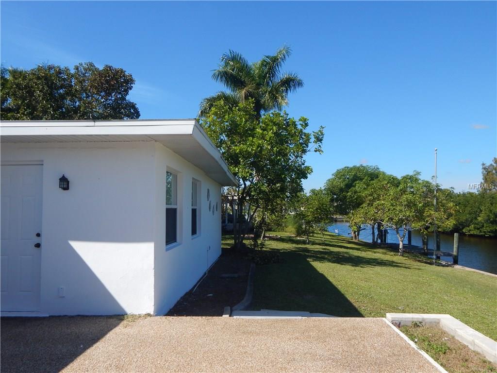 21120 HIGGS DRIVE, PORT CHARLOTTE, Florida 33952, 2 Bedrooms Bedrooms, 6 Rooms Rooms,1 BathroomBathrooms,Residential,For sale,HIGGS,C7244820