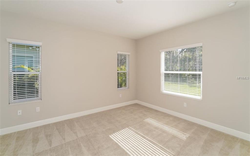 7452 RIDGELAKE CIRCLE, BRADENTON, Florida 34203, 3 Bedrooms Bedrooms, 5 Rooms Rooms,2 BathroomsBathrooms,Residential,For sale,RIDGELAKE,A4201474