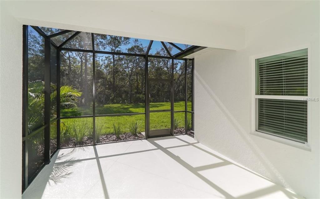 7452 RIDGELAKE CIRCLE, BRADENTON, Florida 34203, 3 Bedrooms Bedrooms, 5 Rooms Rooms,2 BathroomsBathrooms,Residential,For sale,RIDGELAKE,A4201474