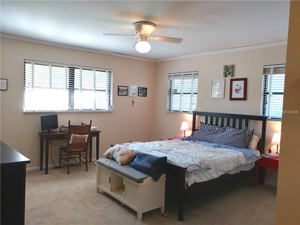 1426 MILLER LANE, LAKELAND, Florida 33801, 3 Bedrooms Bedrooms, 8 Rooms Rooms,2 BathroomsBathrooms,Residential,For sale,MILLER,T2925237