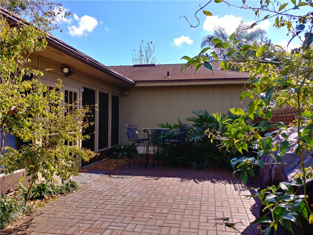 1426 MILLER LANE, LAKELAND, Florida 33801, 3 Bedrooms Bedrooms, 8 Rooms Rooms,2 BathroomsBathrooms,Residential,For sale,MILLER,T2925237