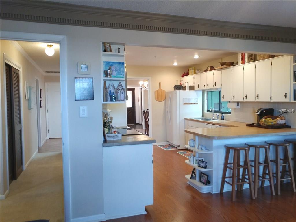 1426 MILLER LANE, LAKELAND, Florida 33801, 3 Bedrooms Bedrooms, 8 Rooms Rooms,2 BathroomsBathrooms,Residential,For sale,MILLER,T2925237