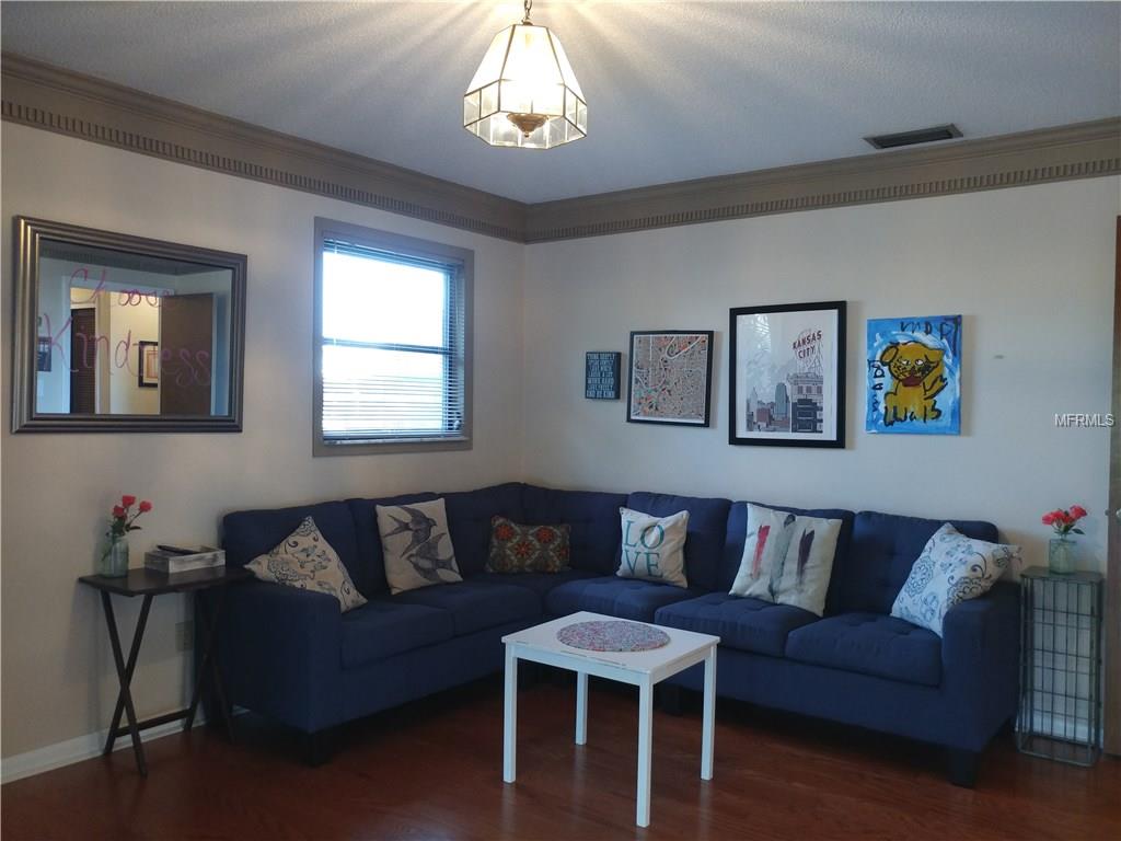 1426 MILLER LANE, LAKELAND, Florida 33801, 3 Bedrooms Bedrooms, 8 Rooms Rooms,2 BathroomsBathrooms,Residential,For sale,MILLER,T2925237