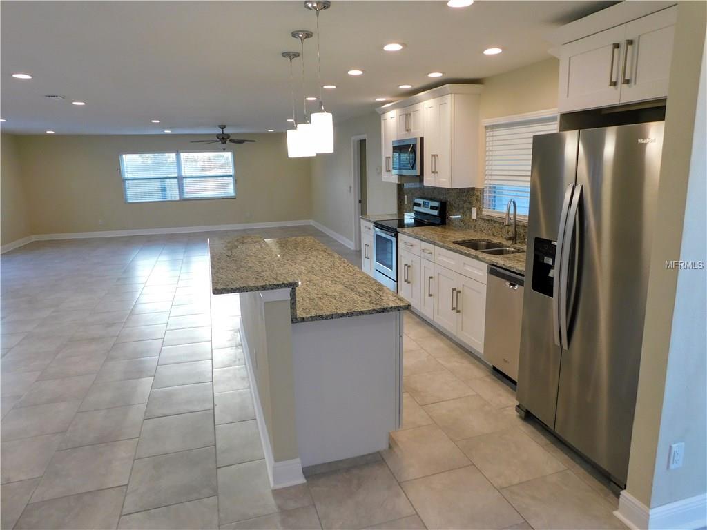 661 CORTEZ CIRCLE, ALTAMONTE SPRINGS, Florida 32714, 4 Bedrooms Bedrooms, 6 Rooms Rooms,3 BathroomsBathrooms,Residential,For sale,CORTEZ,O5560301