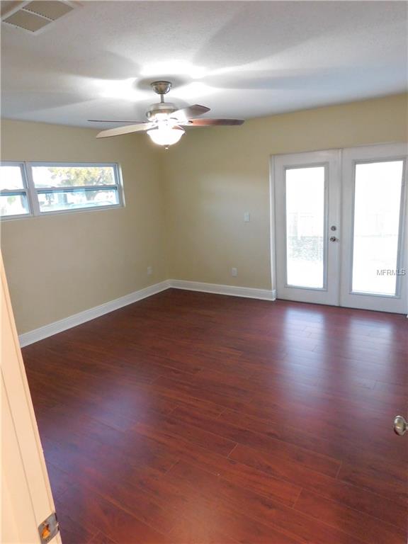 661 CORTEZ CIRCLE, ALTAMONTE SPRINGS, Florida 32714, 4 Bedrooms Bedrooms, 6 Rooms Rooms,3 BathroomsBathrooms,Residential,For sale,CORTEZ,O5560301