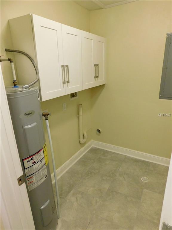 661 CORTEZ CIRCLE, ALTAMONTE SPRINGS, Florida 32714, 4 Bedrooms Bedrooms, 6 Rooms Rooms,3 BathroomsBathrooms,Residential,For sale,CORTEZ,O5560301